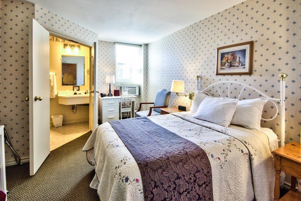 Queen'S Inn Стратфорд Экстерьер фото