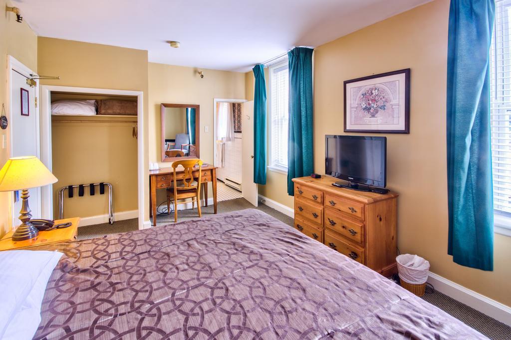 Queen'S Inn Стратфорд Экстерьер фото