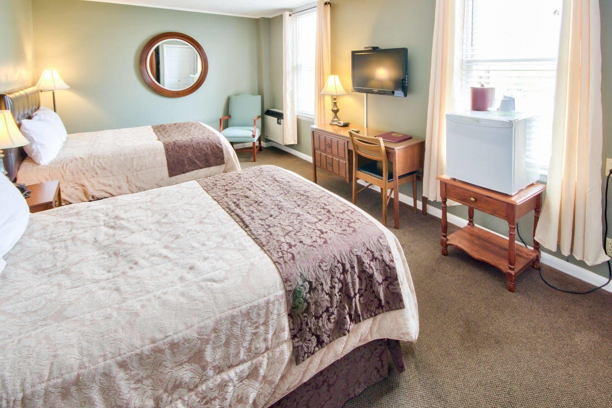 Queen'S Inn Стратфорд Экстерьер фото